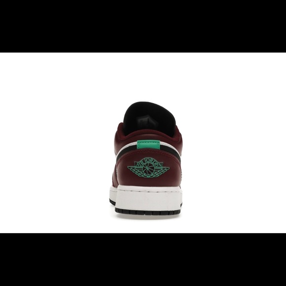 Jordan 1 Low - Picture 3 of 4